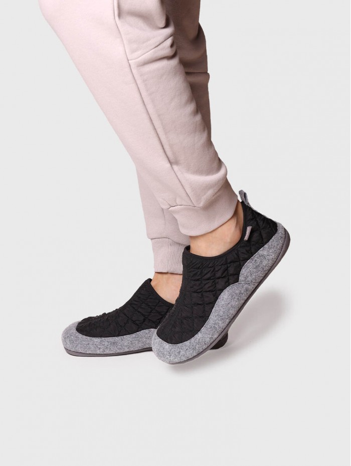 Slipper Nilum. AW23 Calzado hombre candelascloset. Zapatilla de casa para hombre. Marca Toni Pons. Made in Spain. 2