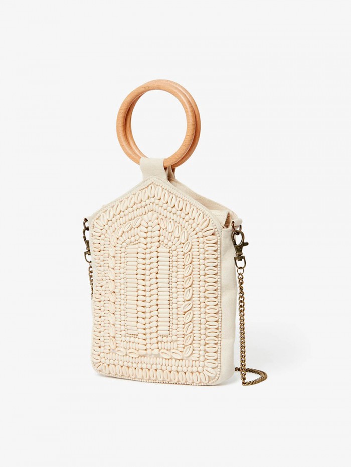 Bolso de mujer Asa. Accesorios SS24 NKN Nekane en candelascloset. Bordado de conchas. Asa madera. Cierre cremallera e imán. 2