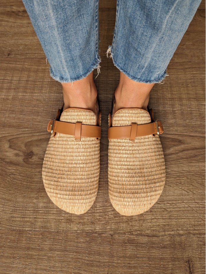 Zuecos de mujer Bea. Calzado SS24 Bibi Lou en candelascloset. Tejido textil y suela bio de corcho. Made in Spain. 2