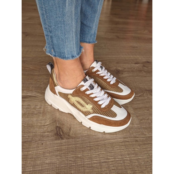 Sneaker Kess Brown. Calzado SS24 Kess shoes en candelascloset. Deportiva de piel mate y metalizada. Made in Spain.