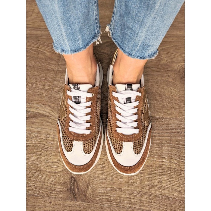 Sneaker Kess Brown. Calzado SS24 Kess shoes en candelascloset. Deportiva de piel mate y metalizada. Made in Spain.