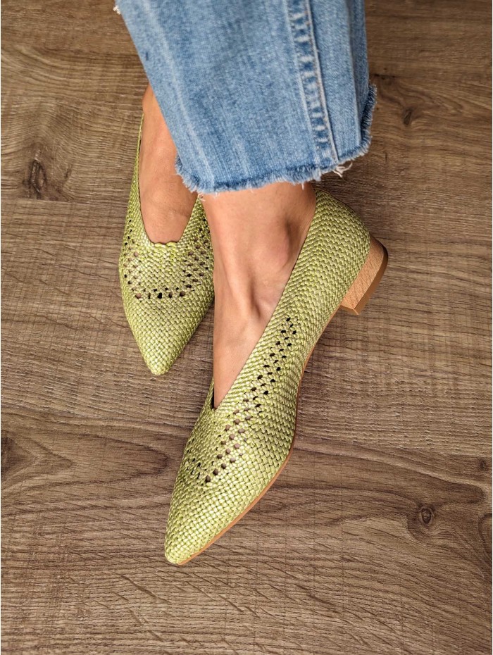 Bailarinas Sais Lima. SS24 Calzado mujer candelascloset. Bailarina de rafia trenzada platino con puntera fina. Made in Spain.