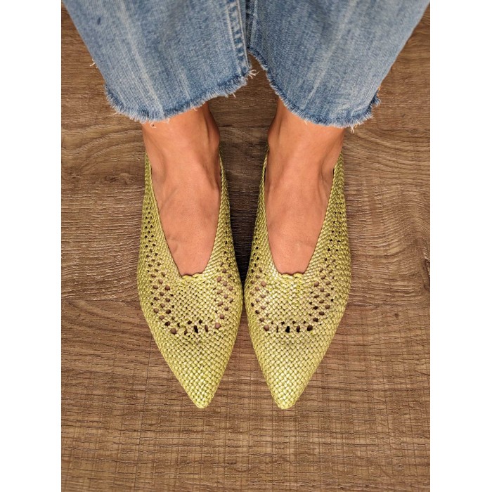 Bailarinas Sais Lima. SS24 Calzado mujer candelascloset. Bailarina de rafia trenzada platino con puntera fina. Made in Spain.