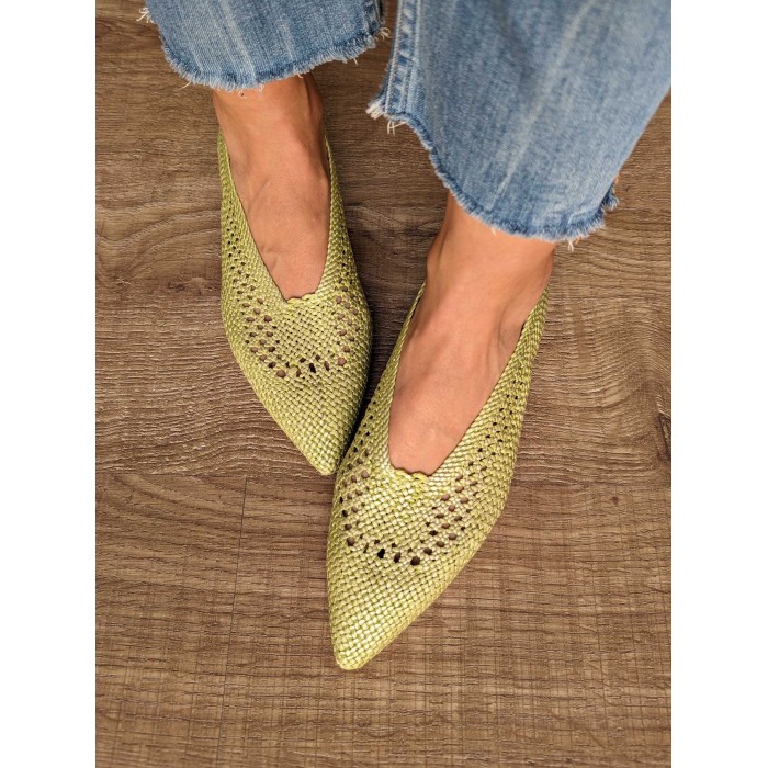 Bailarinas Sais Lima. SS24 Calzado mujer candelascloset. Bailarina de rafia trenzada platino con puntera fina. Made in Spain.