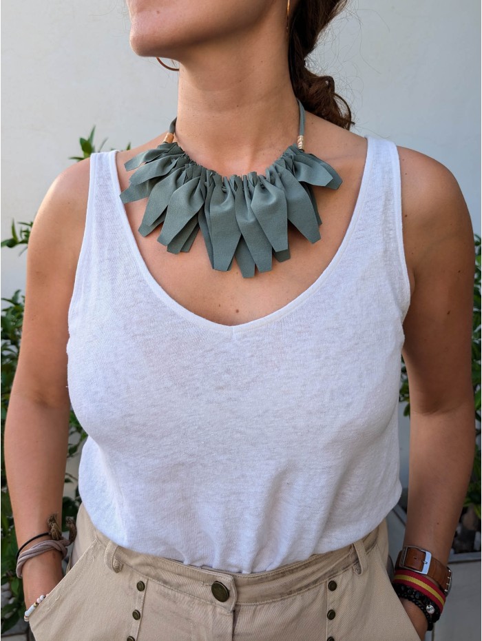 COLLAR LAGOON 2