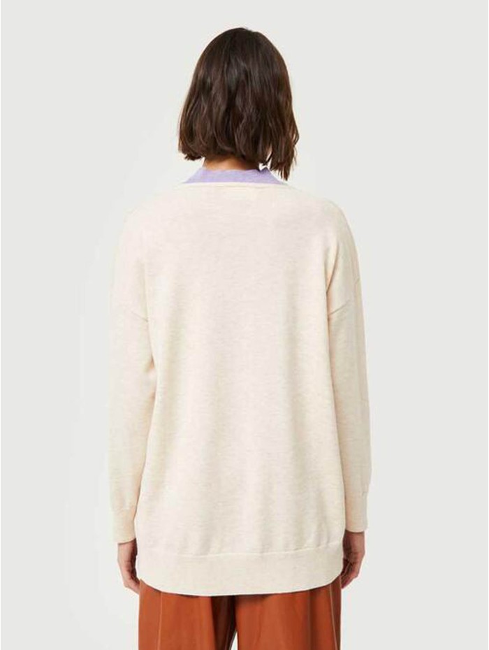 Jersey mujer Mako. Colección AW24 Compañía Fantástica en candelascloset. Punto color crudo, escote pico y manga larga. 2