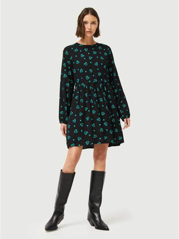 Vestido corto mujer Coeur. Colección AW24 Compañía Fantástica en candelascloset. Negro con estampado gráfico corazones verdes.