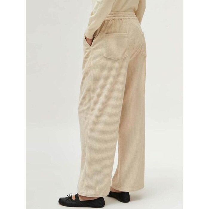 Pantalón largo mujer Vera. Colección AW24 Compañía Fantástica en candelascloset. Tejido de pana blanco roto y cintura elástica.