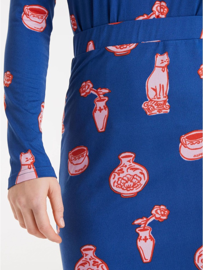 FALDA PORCELAIN COMPAÑÍA... 2