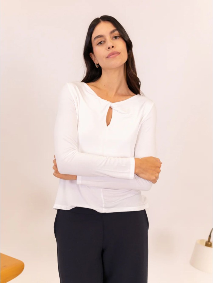 CAMISETA AMOR WHITE POEMS