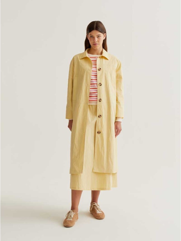 GABARDINA YELLOW COMPAÑÍA...