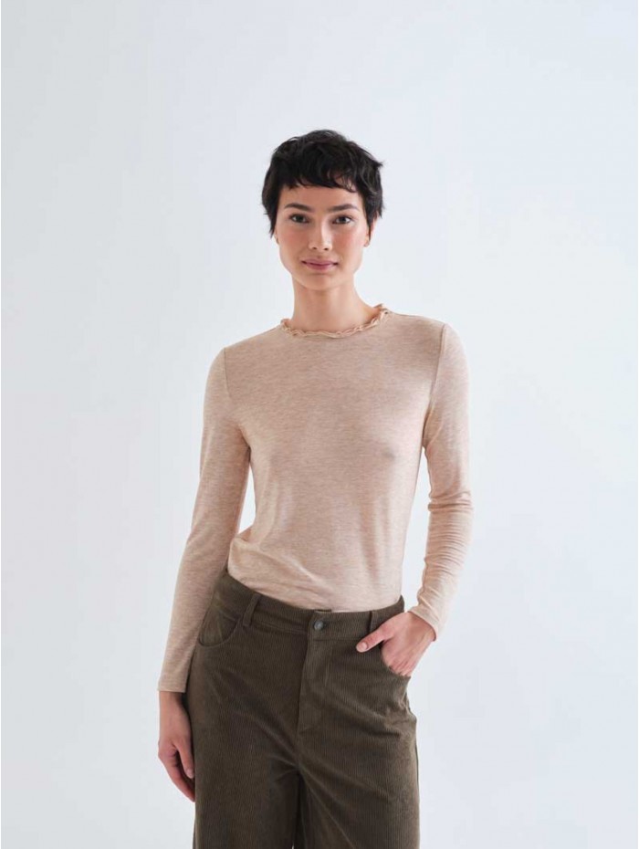 CAMISETA IDA BEIGE COMPAÑÍA...