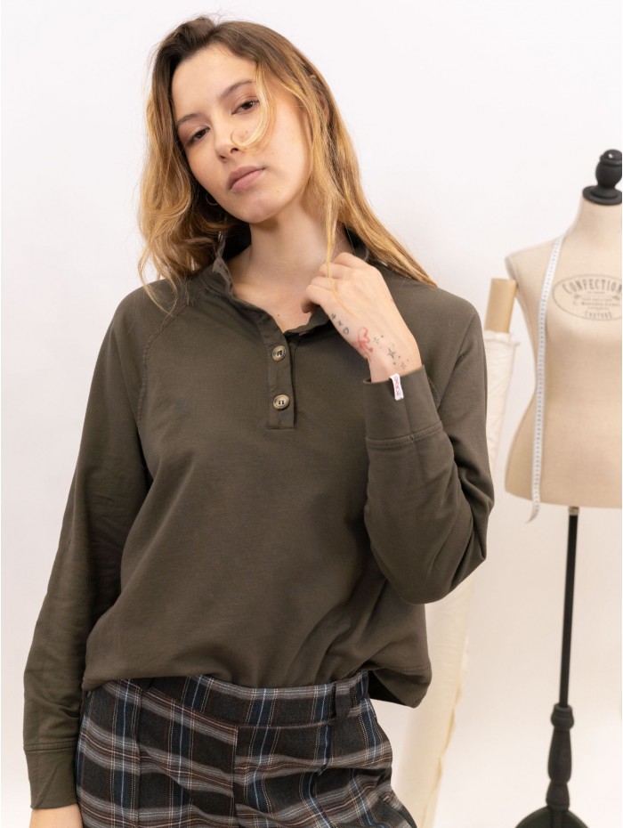 SUDADERA ONLY POEMS