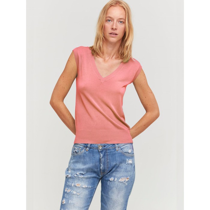 Top Sikar coral. Colección SS23 Aldomartins en candelascloset. Tejido liso de bambú y algodón en manga corta para mujer.