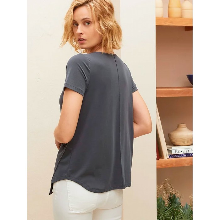 Top asimétrico gris Ron. Colección SS23 AMS Pure en candelascloset. Tejido de mezcla modal gris en manga corta para mujer