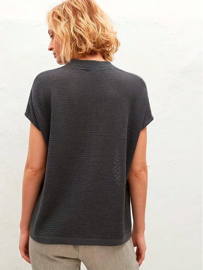 Top de punto gris Fon. Colección SS23 AMS Pure en candelascloset. Tejido de punto en mezcla bambú y algodón para mujer 2
