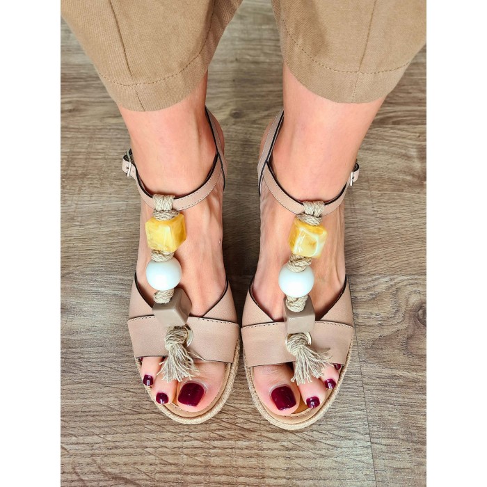 Cuña Lio, marca Casteller. SS23 Calzado mujer en candelascloset. Sandalia de piel con plataforma de yute. Made in Spain