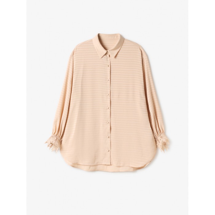 Camisa larga Baru. Colección AW23 NKN Nekane en candelascloset. Color crudo, estampado jacquard y blonda en puños.
